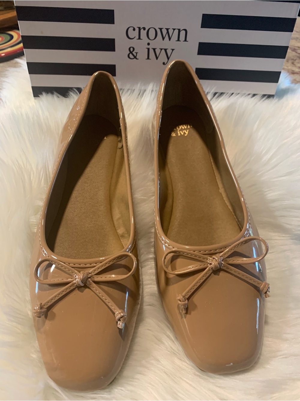 Crown & Ivy Women's Patent Ballet Flats Caramel 9W